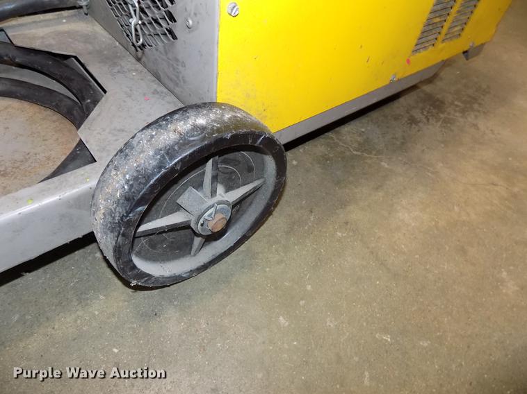 image for item DZ9585 Esab Migmaster 250 wire welder