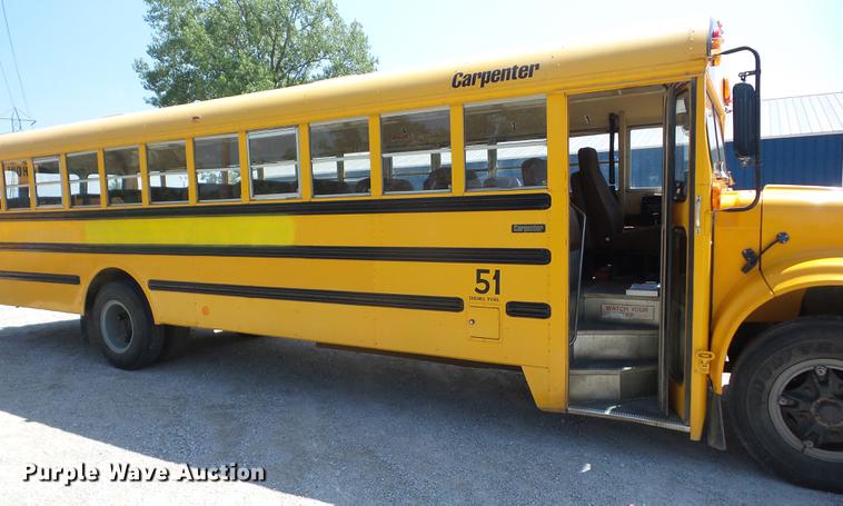image for item EI9892 1993 International 3800 school bus