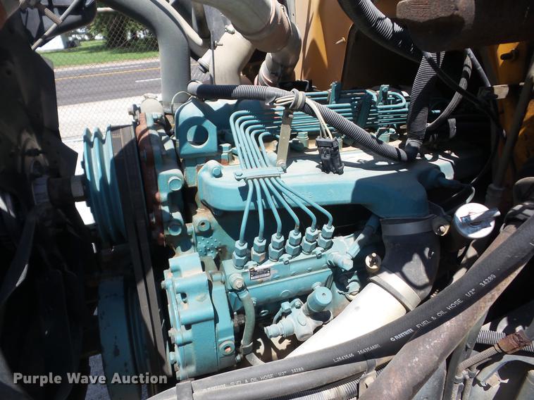 image for item EI9892 1993 International 3800 school bus