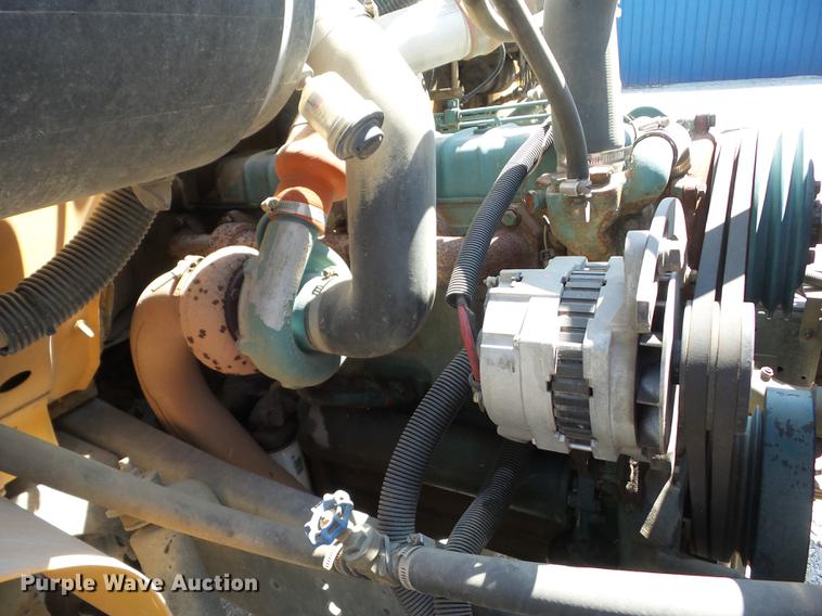 image for item EI9892 1993 International 3800 school bus