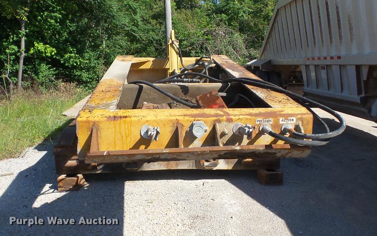 image for item EI9925 1989 Load King PHD80/100-3 lowboy equipment trailer