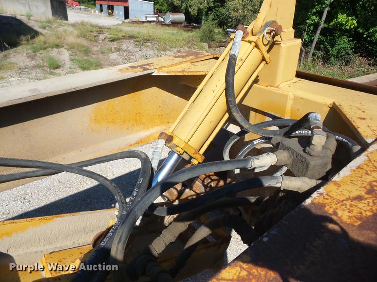 image for item EI9925 1989 Load King PHD80/100-3 lowboy equipment trailer