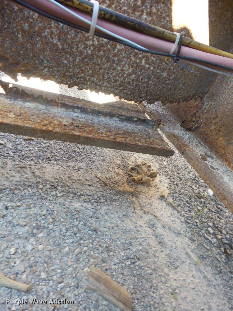 image for item EI9925 1989 Load King PHD80/100-3 lowboy equipment trailer