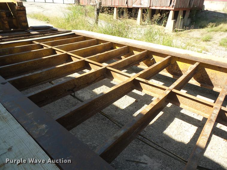 image for item EI9925 1989 Load King PHD80/100-3 lowboy equipment trailer