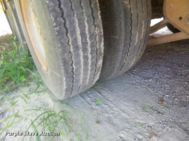 image for item EI9925 1989 Load King PHD80/100-3 lowboy equipment trailer