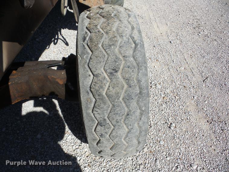 image for item EI9927 1983 Case 580 Super D backhoe