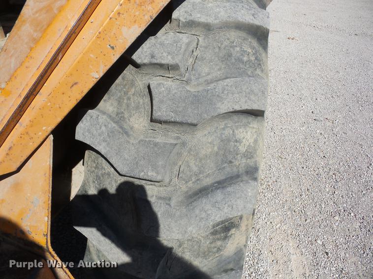 image for item EI9927 1983 Case 580 Super D backhoe