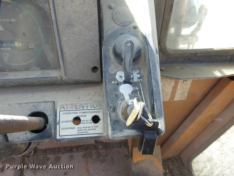 image for item EI9927 1983 Case 580 Super D backhoe