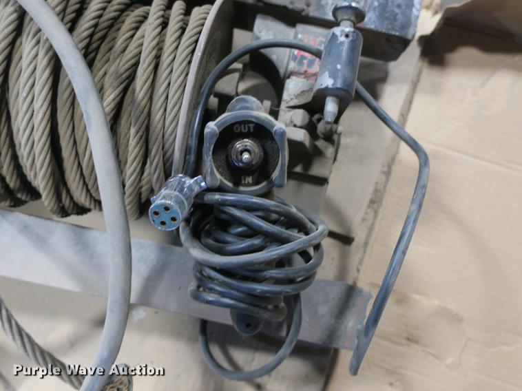 image for item EO9358 Koenig winch