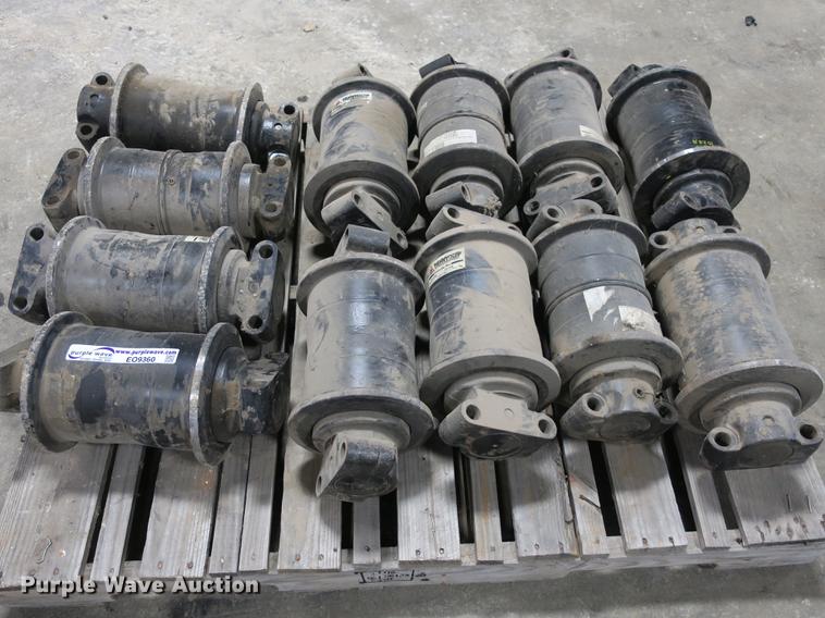 image for item EO9360 (12) Daewoo track rollers