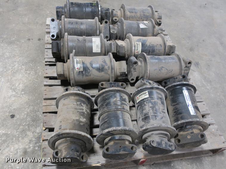 image for item EO9360 (12) Daewoo track rollers