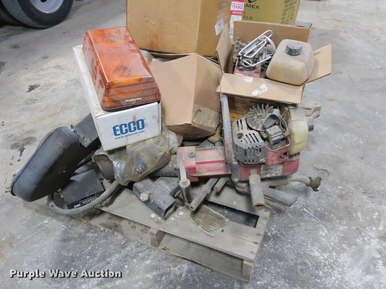 image for item EO9362 Tools