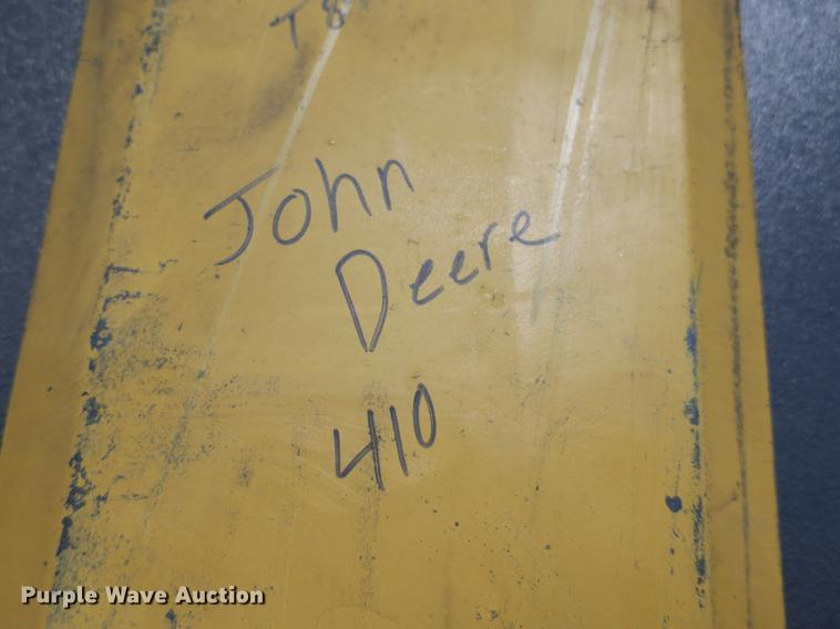 image for item EO9366 John Deere blade