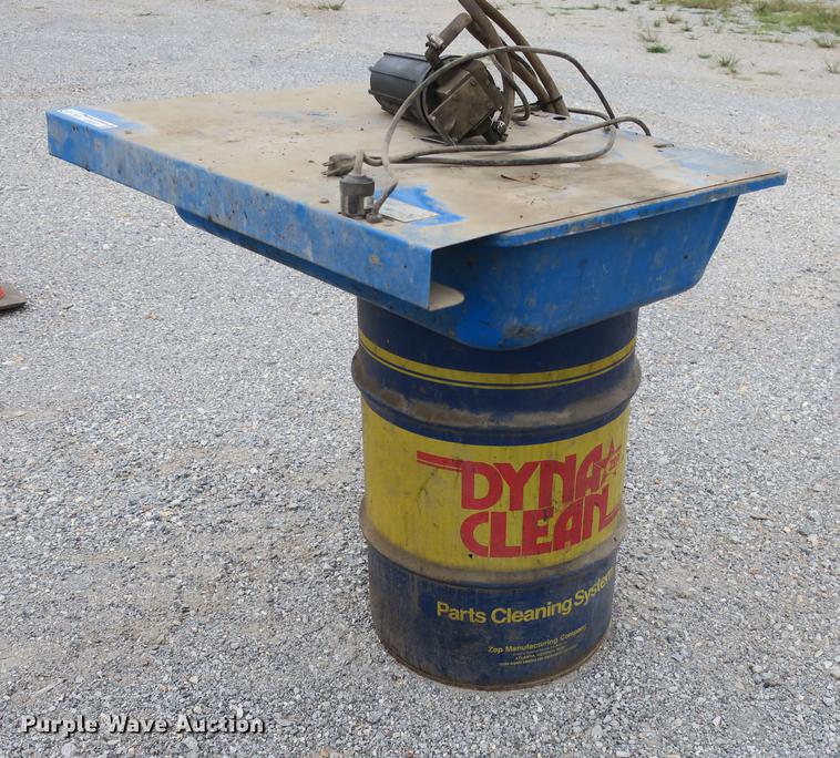 image for item EO9367 Dynaclean part cleaning system