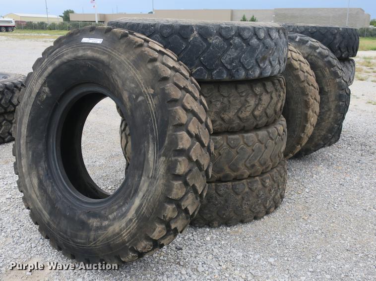 image for item EO9369 (11) 14.00-24 tires