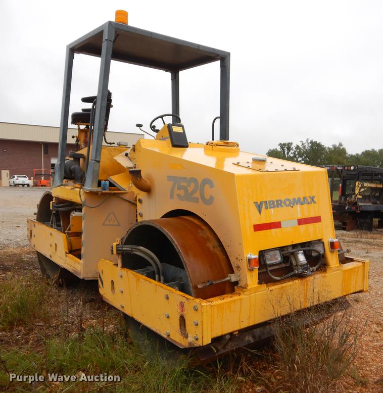 image for item EO9582 2003 Vibromax 752C double drum roller