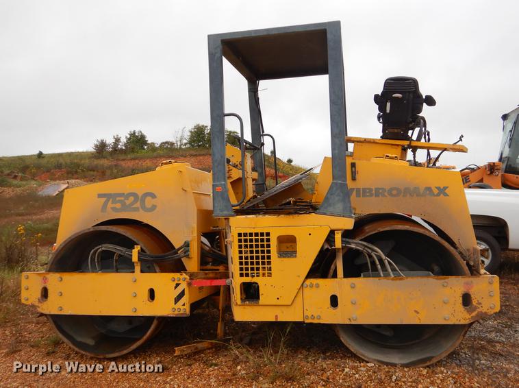 image for item EO9582 2003 Vibromax 752C double drum roller