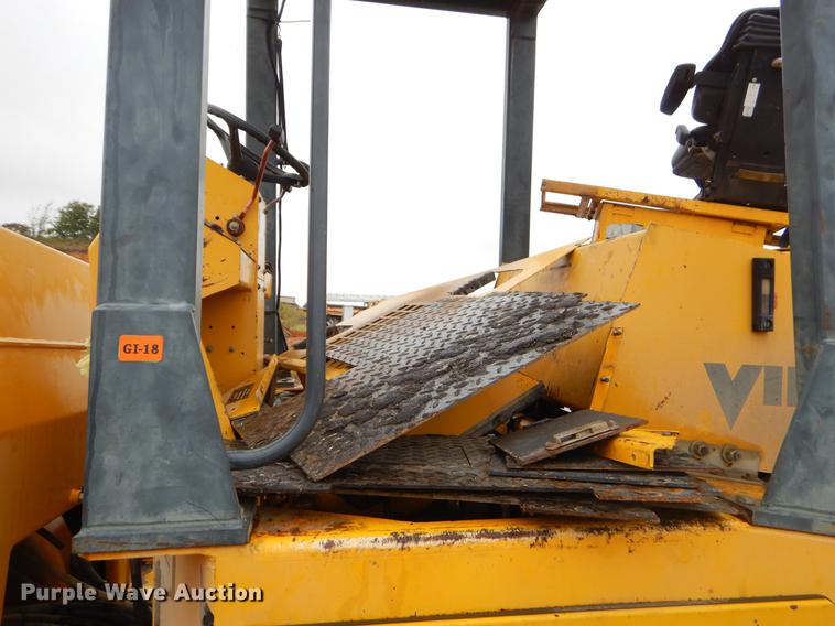 image for item EO9582 2003 Vibromax 752C double drum roller