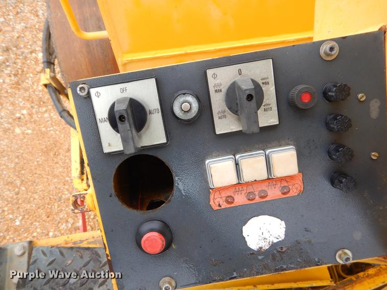 image for item EO9582 2003 Vibromax 752C double drum roller