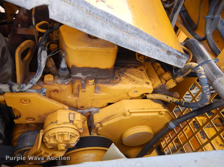 image for item EO9582 2003 Vibromax 752C double drum roller