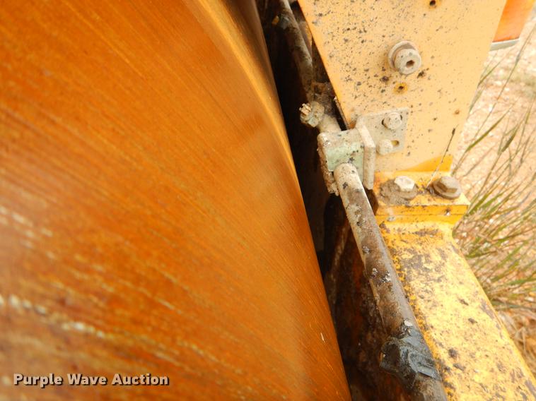 image for item EO9582 2003 Vibromax 752C double drum roller