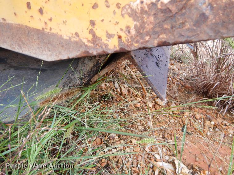 image for item EO9582 2003 Vibromax 752C double drum roller