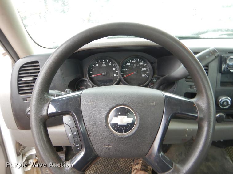 image for item EO9590 2007 Chevrolet Silverado 1500 pickup truck