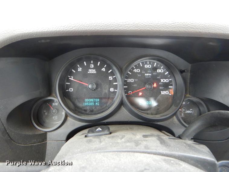 image for item EO9590 2007 Chevrolet Silverado 1500 pickup truck