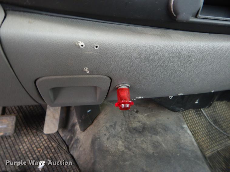 image for item EO9590 2007 Chevrolet Silverado 1500 pickup truck