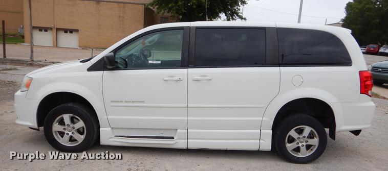 image for item EO9619 2012 Dodge Grand Caravan van