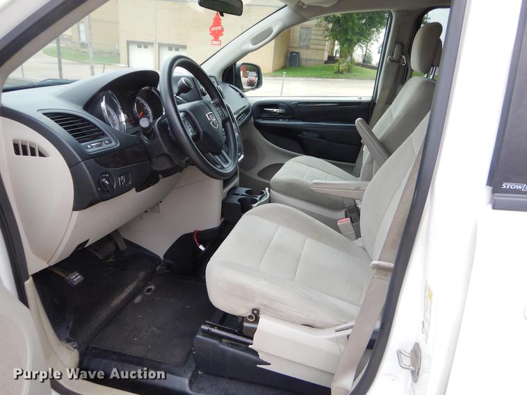 image for item EO9619 2012 Dodge Grand Caravan van