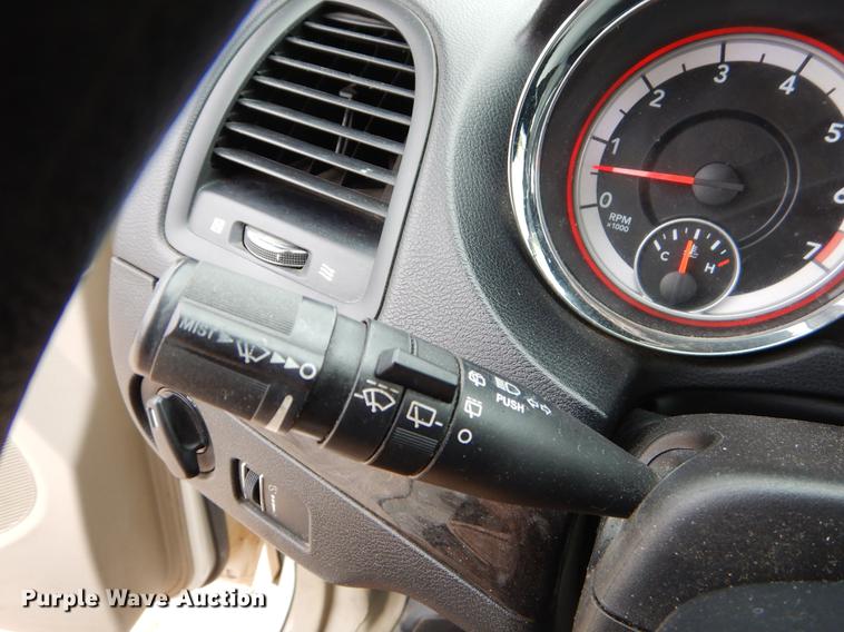 image for item EO9619 2012 Dodge Grand Caravan van