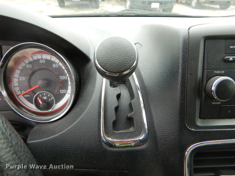 image for item EO9619 2012 Dodge Grand Caravan van