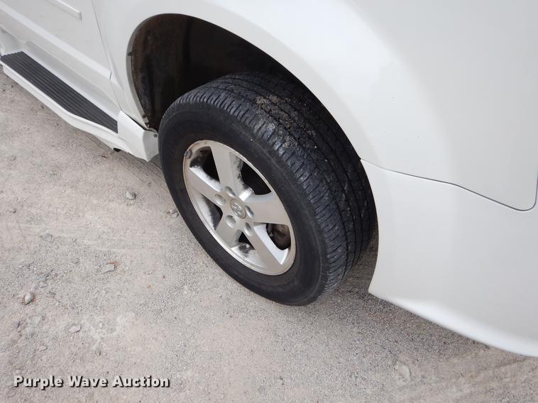 image for item EO9619 2012 Dodge Grand Caravan van