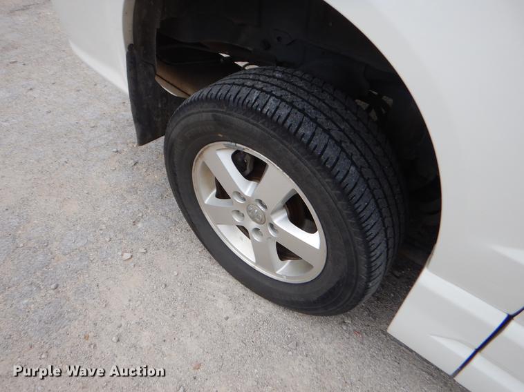image for item EO9619 2012 Dodge Grand Caravan van