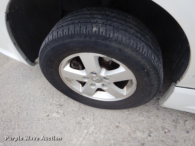 image for item EO9619 2012 Dodge Grand Caravan van