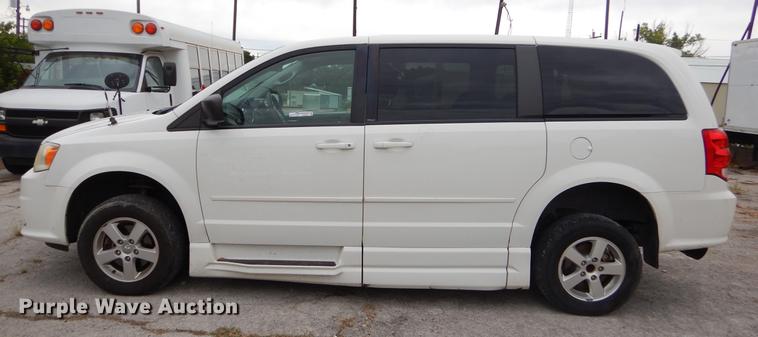 image for item EO9620 2011 Dodge Grand Caravan Express van