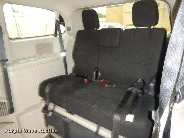 image for item EO9620 2011 Dodge Grand Caravan Express van