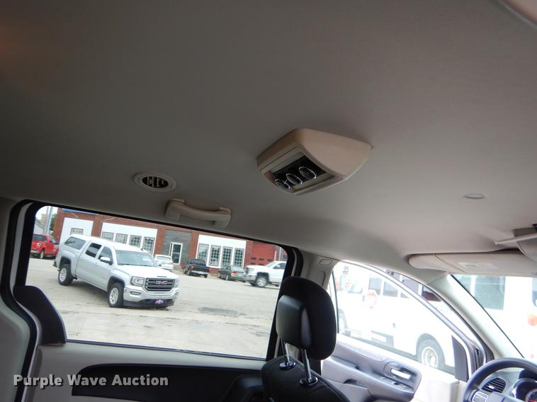 image for item EO9620 2011 Dodge Grand Caravan Express van