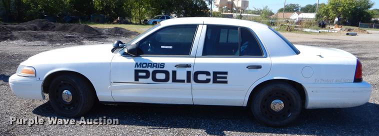 image for item EO9626 2004 Ford Crown Victoria Police Interceptor