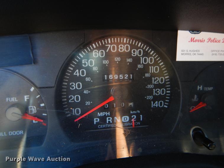 image for item EO9626 2004 Ford Crown Victoria Police Interceptor