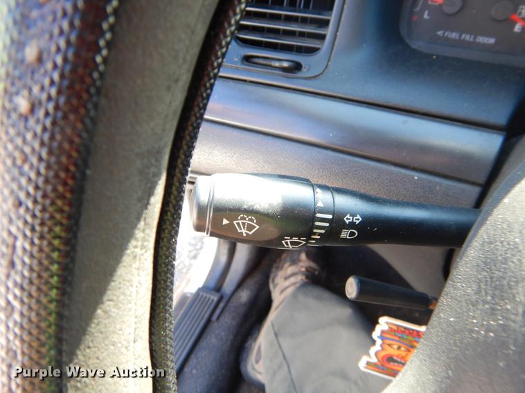 image for item EO9626 2004 Ford Crown Victoria Police Interceptor