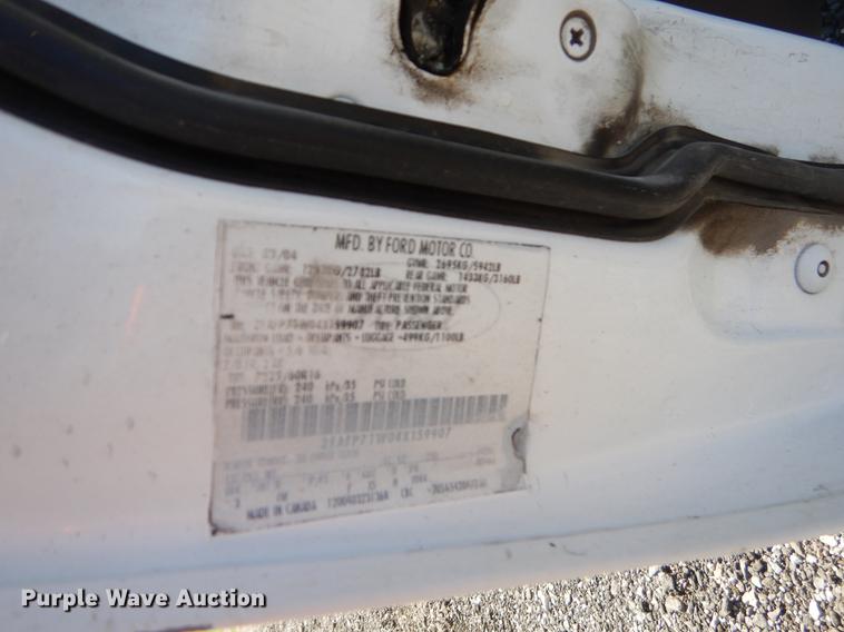 image for item EO9626 2004 Ford Crown Victoria Police Interceptor