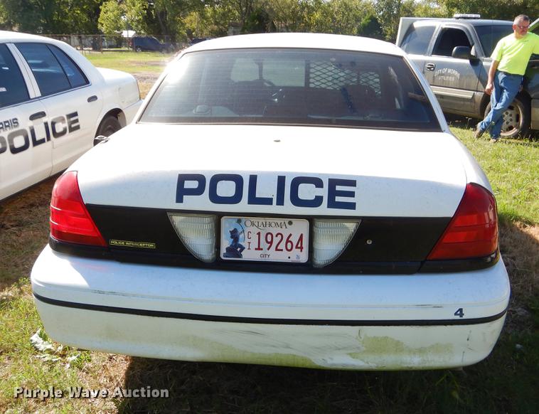 image for item EO9627 2000 Ford Crown Victoria Police Interceptor
