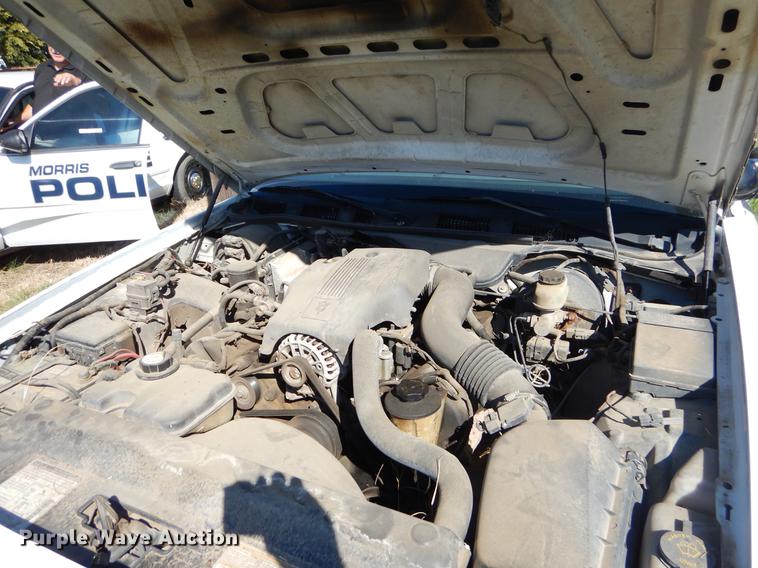 image for item EO9627 2000 Ford Crown Victoria Police Interceptor