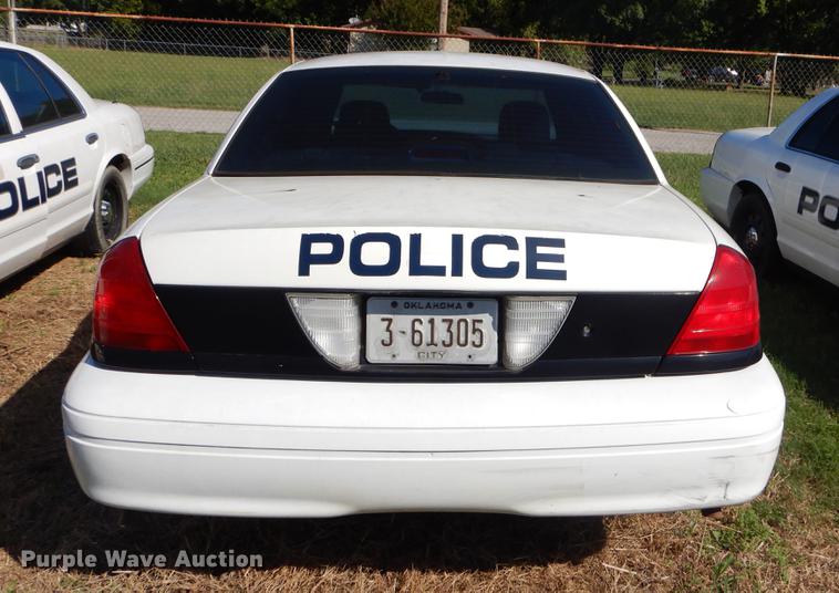 image for item EO9628 2003 Ford Crown Victoria Police Interceptor
