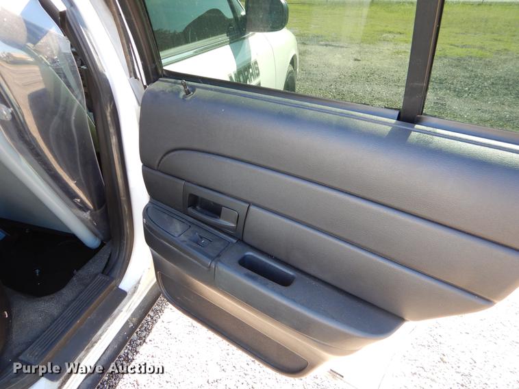 image for item EO9629 2009 Ford Crown Victoria Police Interceptor