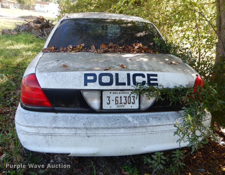 image for item EO9630 2004 Ford Crown Victoria Police Interceptor