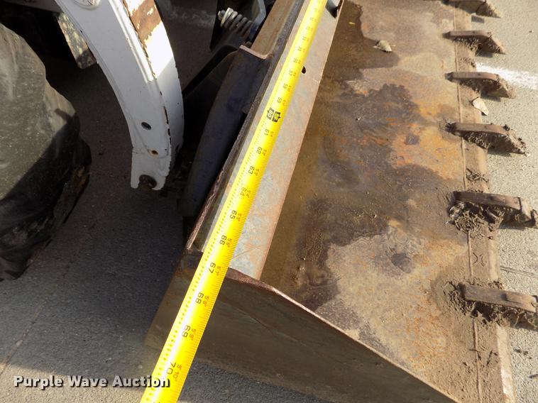image for item ER9148 1997 Bobcat 763 skid steer