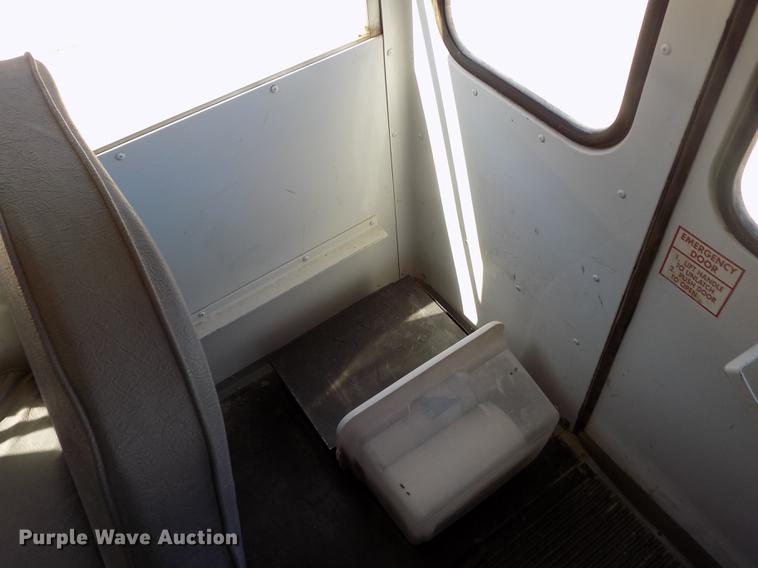 image for item ER9182 1996 Ford Econoline E350 school bus